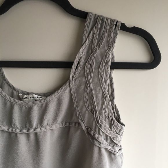 Banana Republic XS pure silk sleeveless grey cami top camisole braided straps​ - Picture 4 of 11